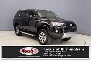 2018 Toyota 4Runner SR5 JTEBU5JR6J5555817 2018 Toyota 4Runner SR5