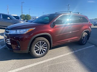 2018 Toyota Highlander XLE 5TDJZRFH6JS880292 2018 Toyota Highlander XLE
