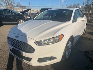 2014 Ford Fusion 1FA6P0H72E5363763 2014 Ford Fusion