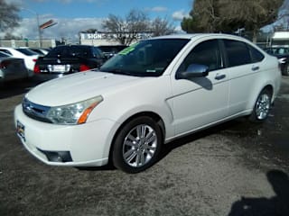 2010 Ford Focus 1FAHP3HN6AW208436 2010 Ford Focus