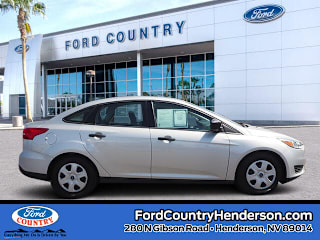 2018 Ford Focus S 1FADP3E2XJL322725 2018 Ford Focus S