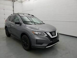 2017 Nissan Rogue SV 5N1AT2MV0HC886260 2017 Nissan Rogue SV