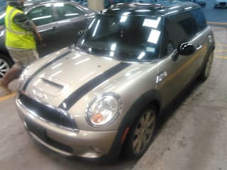 2009 MINI Cooper S WMWMF73569TT94080 2009 MINI Cooper S