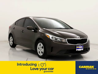 2017 Kia Forte LX 3KPFK4A72HE012659 2017 Kia Forte LX