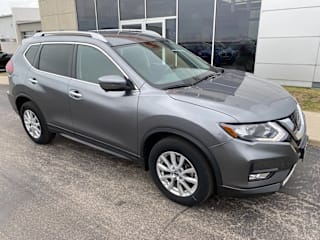 2018 Nissan Rogue SV KNMAT2MV5JP555323 2018 Nissan Rogue SV