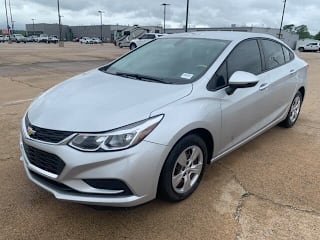 2017 Chevrolet Cruze LS Auto 1G1BC5SM5H7131045 2017 Chevrolet Cruze LS Auto