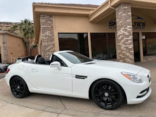2016 Mercedes-Benz SLK SLK 300 WDDPK3JA5GF121282 2016 Mercedes-Benz SLK SLK 300