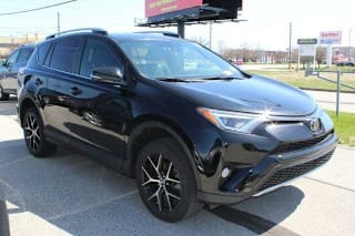 2018 Toyota RAV4 2T3JFREV6JW749913 2018 Toyota RAV4