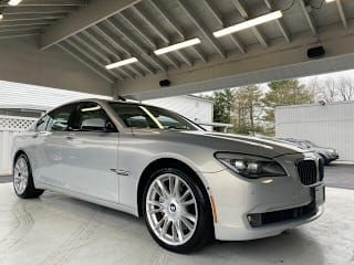 2010 BMW 7 Series WBAKC6C57AC393809 2010 BMW 7 Series