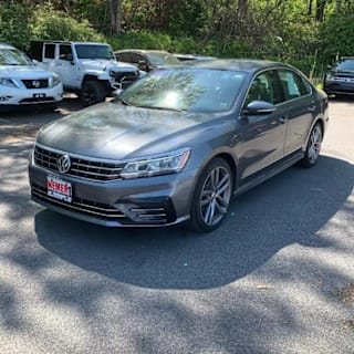 2017 Volkswagen Passat 1.8T R-Line 1VWDT7A30HC063701 2017 Volkswagen Passat 1.8T R-Line