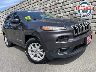 2017 Jeep Cherokee Latitude 1C4PJMCB8HW635220 2017 Jeep Cherokee Latitude