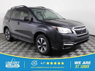 2018 Subaru Forester 2.5i Premium JF2SJAGC2JH555242 2018 Subaru Forester 2.5i Premium