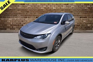2018 Chrysler Pacifica Touring Plus 2C4RC1FGXJR306543 2018 Chrysler Pacifica Touring Plus