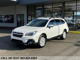 2018 Subaru Outback 2.5i Premium 4S4BSACC6J3334608 2018 Subaru Outback 2.5i Premium