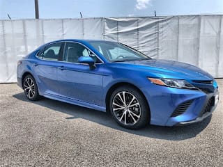 2019 Toyota Camry LE 4T1B11HK5KU184974 2019 Toyota Camry LE
