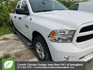 2018 Ram Pickup 1500 Express 1C6RR7FGXJS196746 2018 Ram Pickup 1500 Express