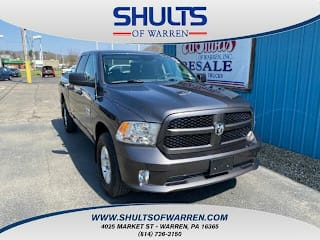 2018 Ram Pickup 1500 1C6RR7FG0JS137737 2018 Ram Pickup 1500