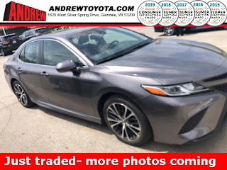2018 Toyota Camry LE 4T1B11HK8JU555981 2018 Toyota Camry LE