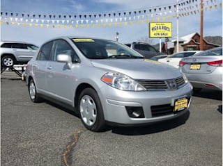 2008 Nissan Versa 1.8 S 3N1BC11E58L407099 2008 Nissan Versa 1.8 S
