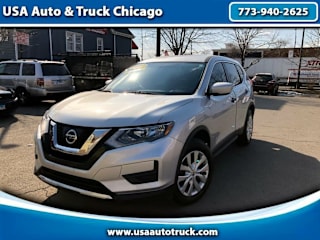 2017 Nissan Rogue KNMAT2MV2HP612586 2017 Nissan Rogue