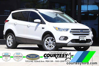 2018 Ford Escape SE 1FMCU9GD3JUA92371 2018 Ford Escape SE