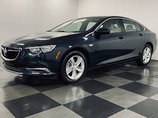 2018 Buick Regal Sportback Preferred W04GL6SX9J1064496 2018 Buick Regal Sportback Preferred