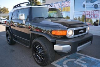 2011 Toyota FJ Cruiser Base JTEBU4BF6BK108180 2011 Toyota FJ Cruiser Base