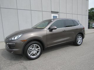 2012 Porsche Cayenne Base WP1AA2A27CLA09969 2012 Porsche Cayenne Base
