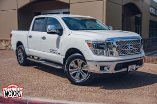 2019 Nissan Titan SL 1N6AA1E55KN527000 2019 Nissan Titan SL