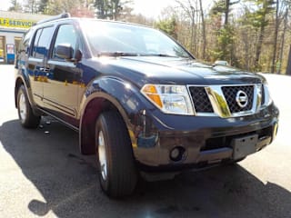 2005 Nissan Pathfinder LE 5N1AR18W45C789537 2005 Nissan Pathfinder LE