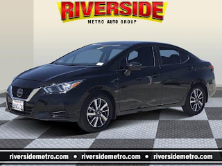 2020 Nissan Versa SV 3N1CN8EV6LL812012 2020 Nissan Versa SV