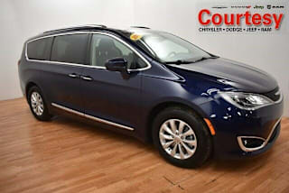 2019 Chrysler Pacifica Touring L 2C4RC1BG8KR539375 2019 Chrysler Pacifica Touring L