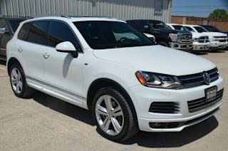 2014 Volkswagen Touareg TDI R-Line WVGDP9BP9ED010050 2014 Volkswagen Touareg TDI R-Line