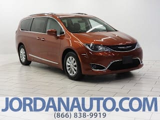 2018 Chrysler Pacifica Touring L 2C4RC1BG7JR174380 2018 Chrysler Pacifica Touring L