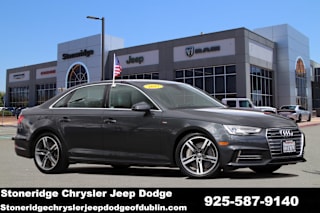 2017 Audi A4 2.0T quattro Prestige WAUFNAF47HN063054 2017 Audi A4 2.0T quattro Prestige
