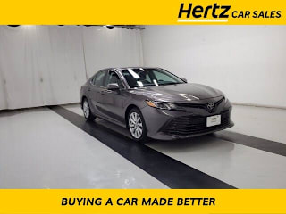 2018 Toyota Camry LE 4T1B11HK3JU652070 2018 Toyota Camry LE