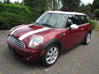 2009 MINI Cooper Base WMWMF33589TU69581 2009 MINI Cooper Base