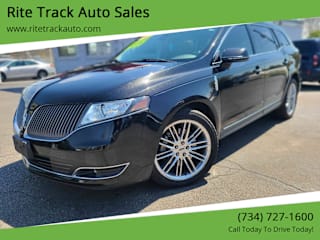 2013 Lincoln MKT EcoBoost 2LMHJ5AT8DBL56805 2013 Lincoln MKT EcoBoost
