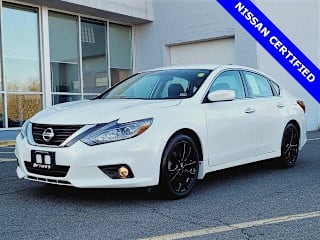 2018 Nissan Altima 1N4AL3AP2JC292104 2018 Nissan Altima