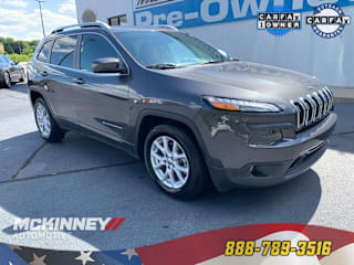 2017 Jeep Cherokee Latitude 1C4PJLCB3HW574689 2017 Jeep Cherokee Latitude