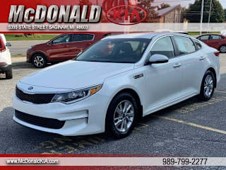 2017 Kia Optima KNAGT4L33H5132975 2017 Kia Optima