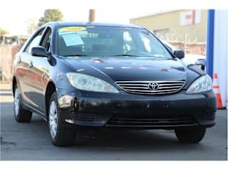 2005 Toyota Camry XLE 4T1BE32K45U640427 2005 Toyota Camry XLE