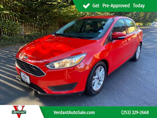 2016 Ford Focus SE 1FADP3F23GL250922 2016 Ford Focus SE