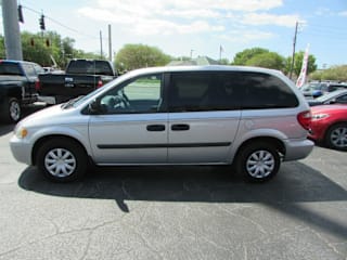 2005 Chrysler Town and Country Base 1C4GP45R95B129925 2005 Chrysler Town and Country Base