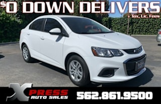 2018 Chevrolet Sonic LS Auto 1G1JB5SG8J4122307 2018 Chevrolet Sonic LS Auto