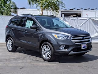 2018 Ford Escape SE 1FMCU9GD2JUB82157 2018 Ford Escape SE