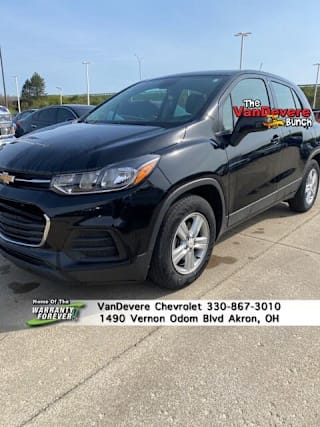 2019 Chevrolet Trax LS 3GNCJKSB4KL209727 2019 Chevrolet Trax LS