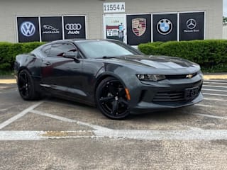 2017 Chevrolet Camaro LT 1G1FB1RX2H0176708 2017 Chevrolet Camaro LT