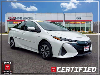 2018 Toyota Prius Prime Plus JTDKARFP2J3079668 2018 Toyota Prius Prime Plus