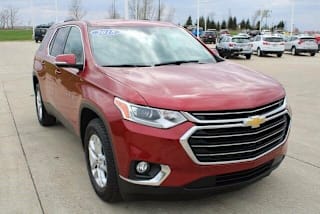 2018 Chevrolet Traverse LT Cloth 1GNERGKW3JJ180597 2018 Chevrolet Traverse LT Cloth